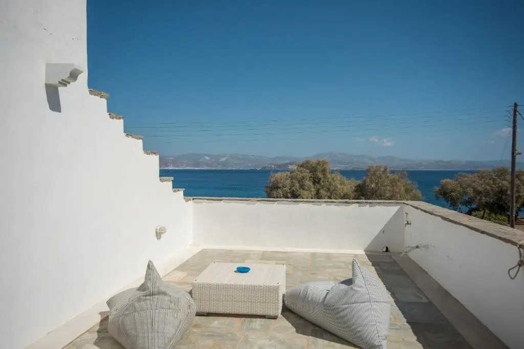 Family seafront villa