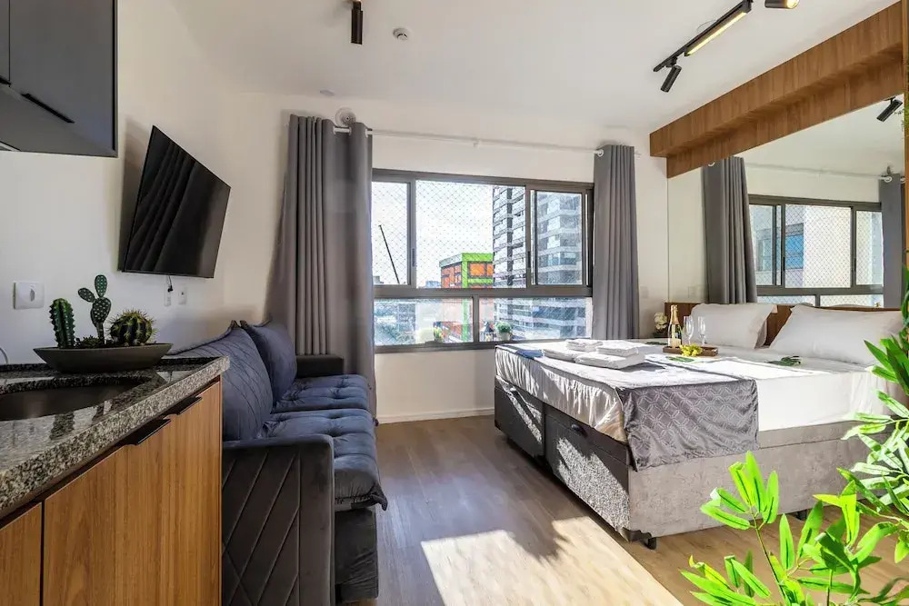 Modern, fully equipped, and well-lit with AC and gym