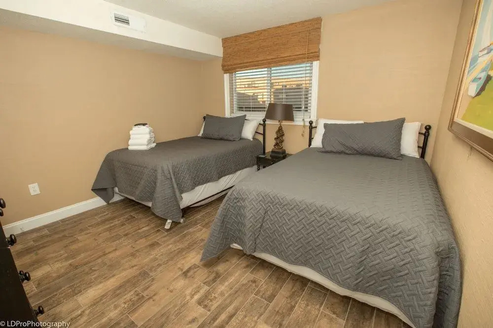 Destin On The Gulf 406 2 Bedroom Condo by RedAwning