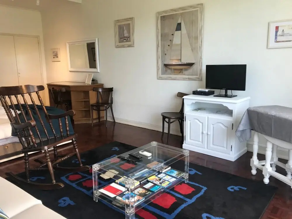 Rent4Rest Estoril Beachfront Apartments