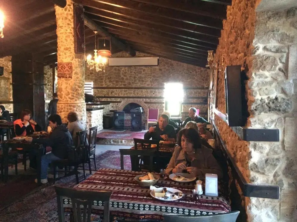 Mariat Hotel