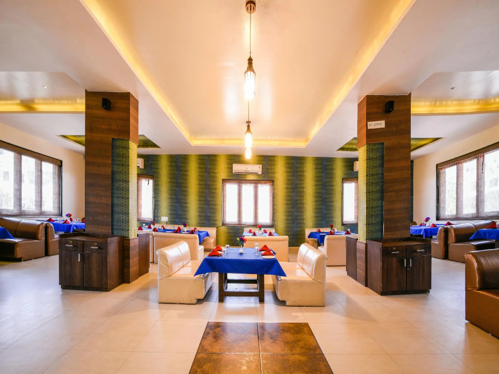 CAPITAL O 15017 Hotel Nandini