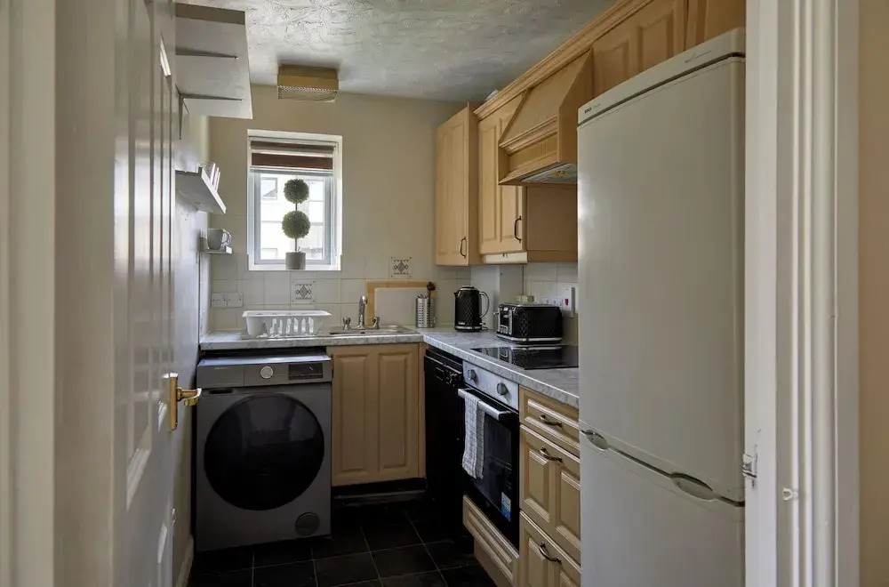Apartment - Sleeps 6 - Riverside - City Centre