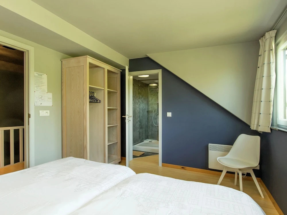 Splendid Holiday Home in Nadrin With Infrared Sauna & Heated Pool