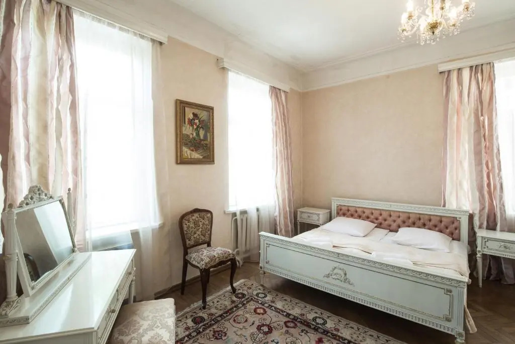Mary's Apartment