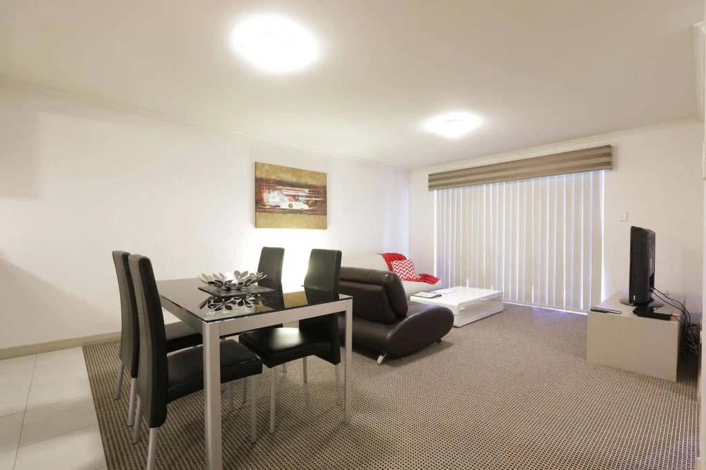 Verandah Apartments