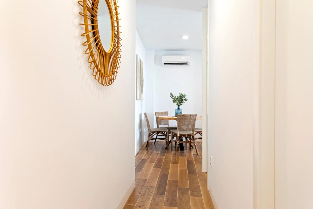 Lovely 2-bedroom apartment in Cadiz center. San Antonio III