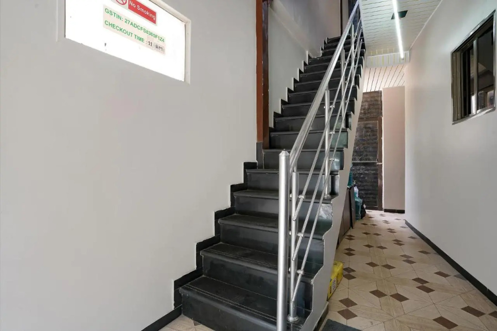 FabHotel Comfort Stay