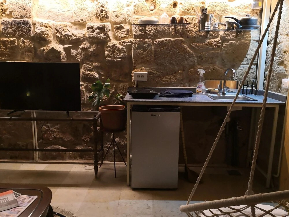 1 Bedroom Studio Double bed Batroun old Souk