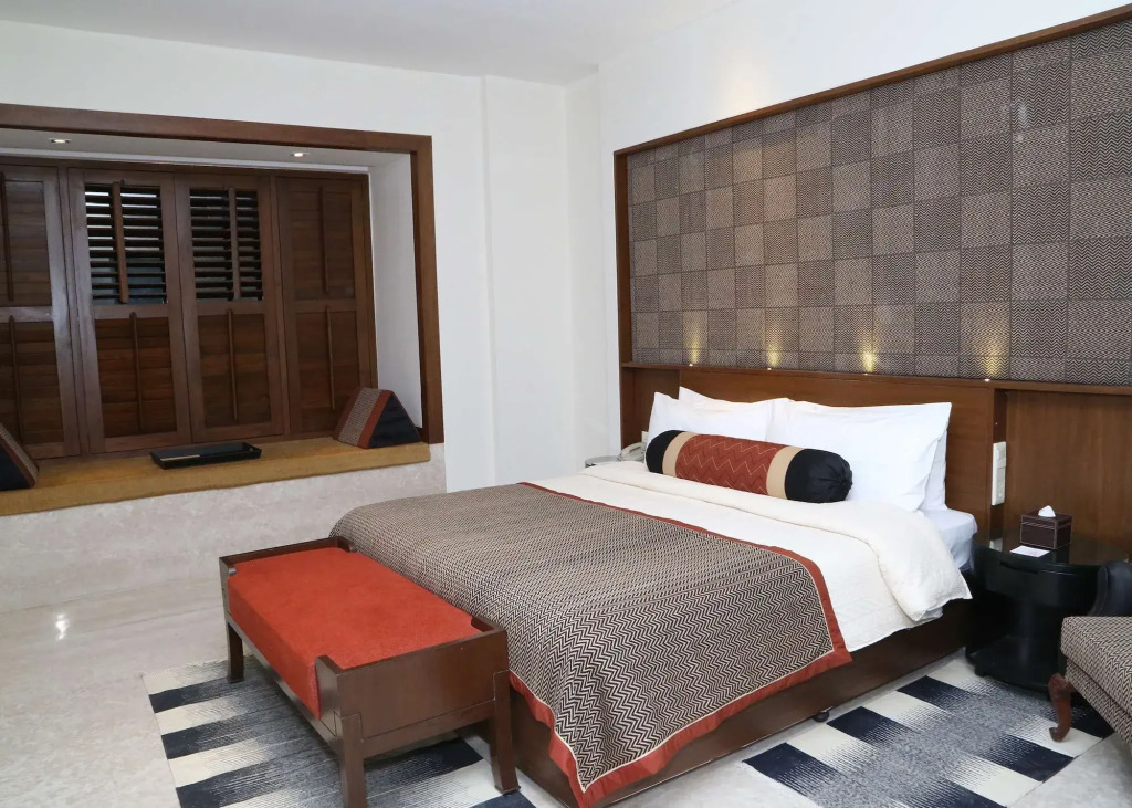 The Lalit Great Eastern Kolkata