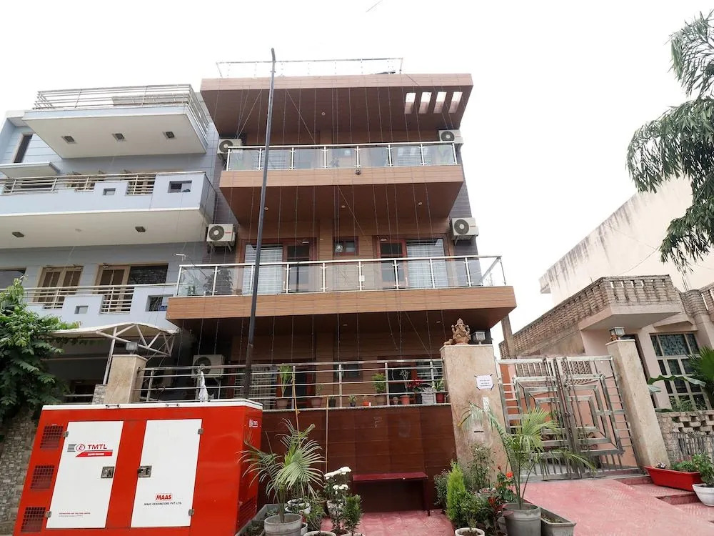 OYO 23412 Horizon Residency