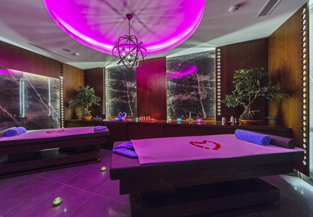 Skalion Hotel