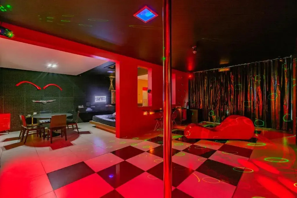 Assahi Motel (Только для взрослых)