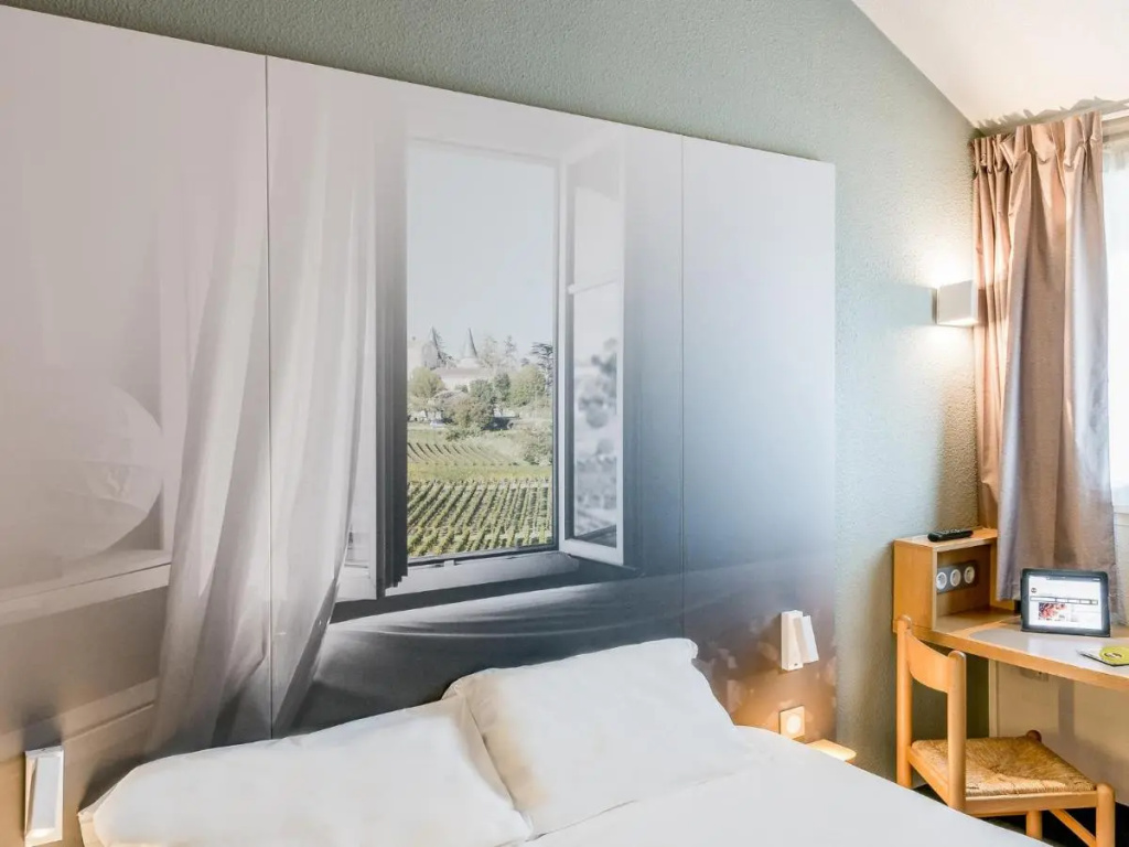 B&B HOTEL Bordeaux Mérignac Hôtel de Ville