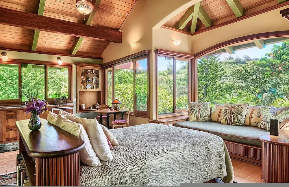 Sea Song in Kilauea With 4 Bedrooms and 4 Bathrooms