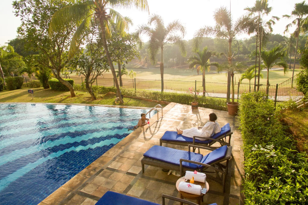 Puri KIIC Golf View Hotel