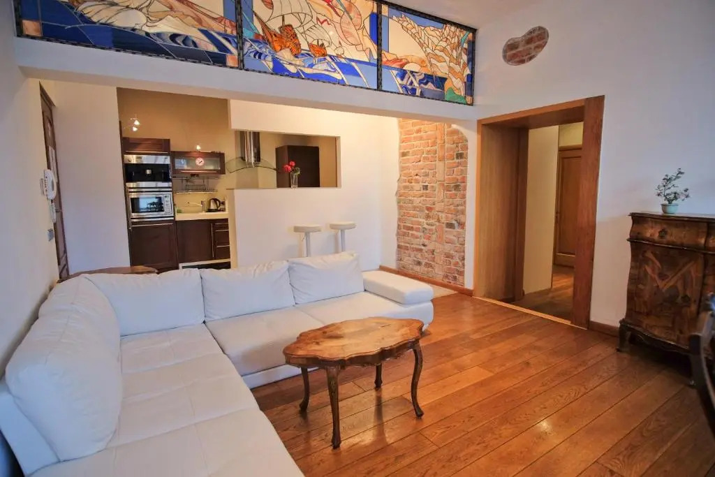 Dream Stay - Main Square Apartment with Picturesque View
