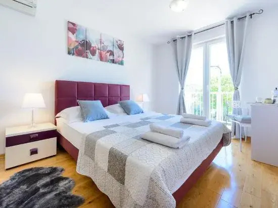 Apartment Bayview