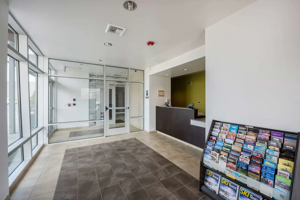 Studio 6 Mccarran, NV - Sparks - Tahoe - Reno Industrial Center