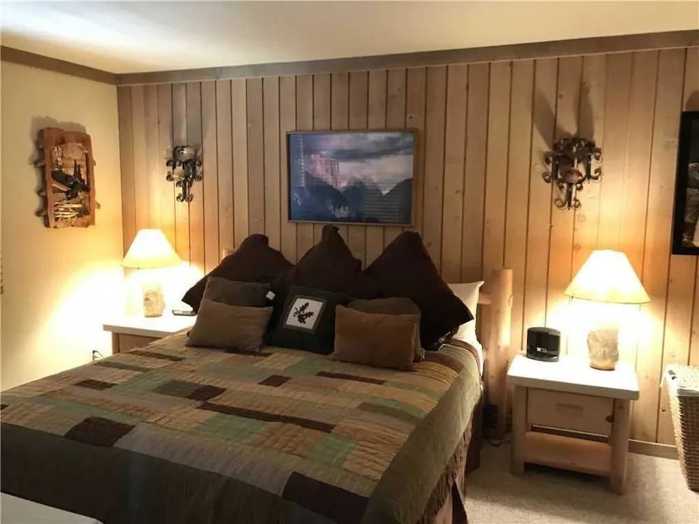 Mountainback 48 Corner Unit