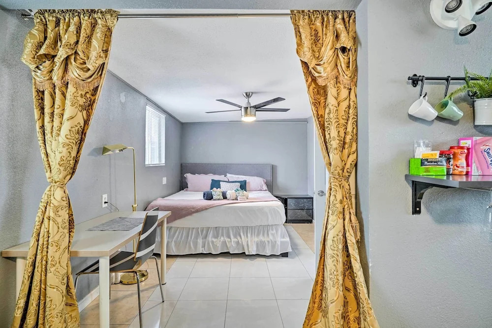 North Las Vegas Studio w/ Fire Pit: 10 Mi to Strip