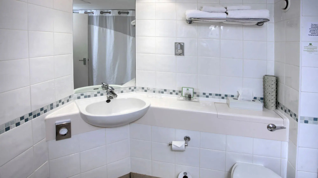 Holiday Inn Aylesbury by IHG