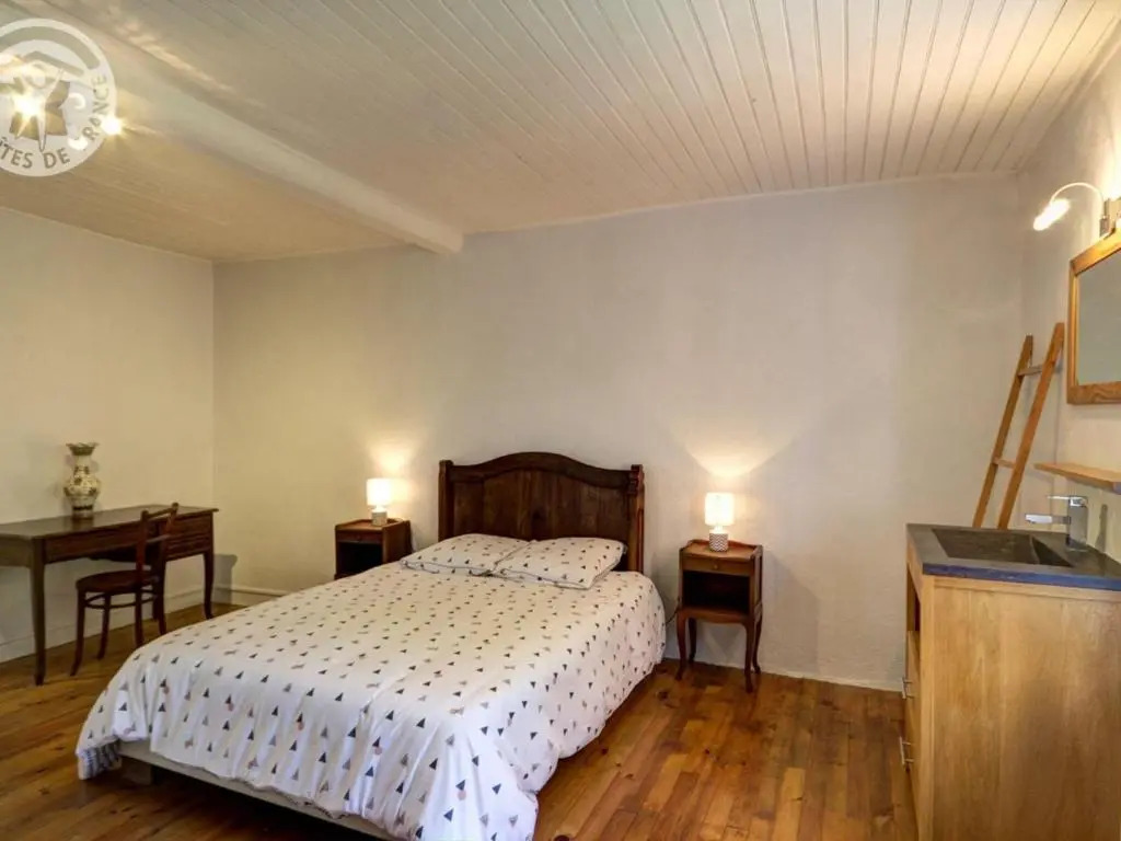 Gîte Montchal, 7 pièces, 14 personnes - FR-1-496-147