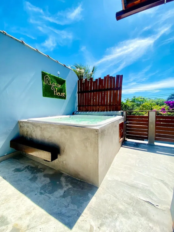 RiqueHouse Hidro Piscina a 500m da praia