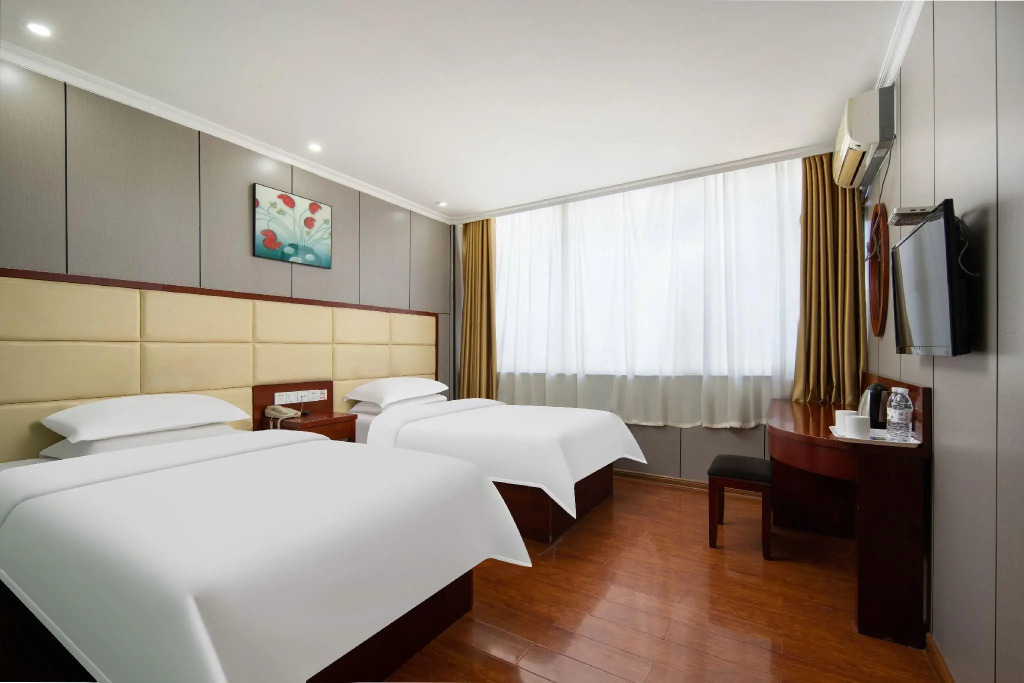 GreenTree Inn Shandong Dezhou Qihe County Party Committee Qilu Street Express Hotel
