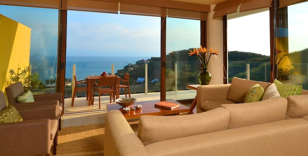 Amura 604-B Alamar - 2 Br Apts