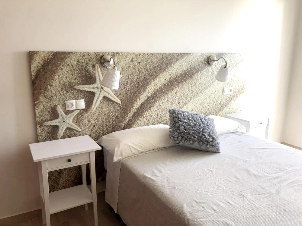 Apartment With 2 Bedrooms in Illa de Arousa, With Wonderful sea View, Furnished Garden and Wifi - 600 m From the Beach