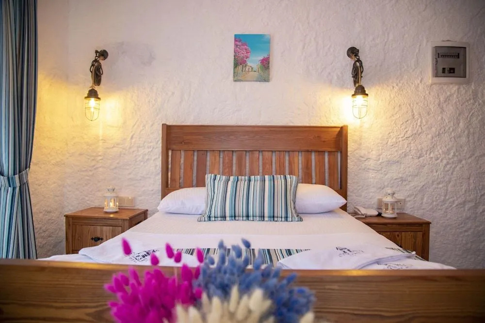 Aymesev Tas Otel
