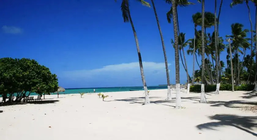 Stanza Mare 2 Bedroom Beachfront Condo