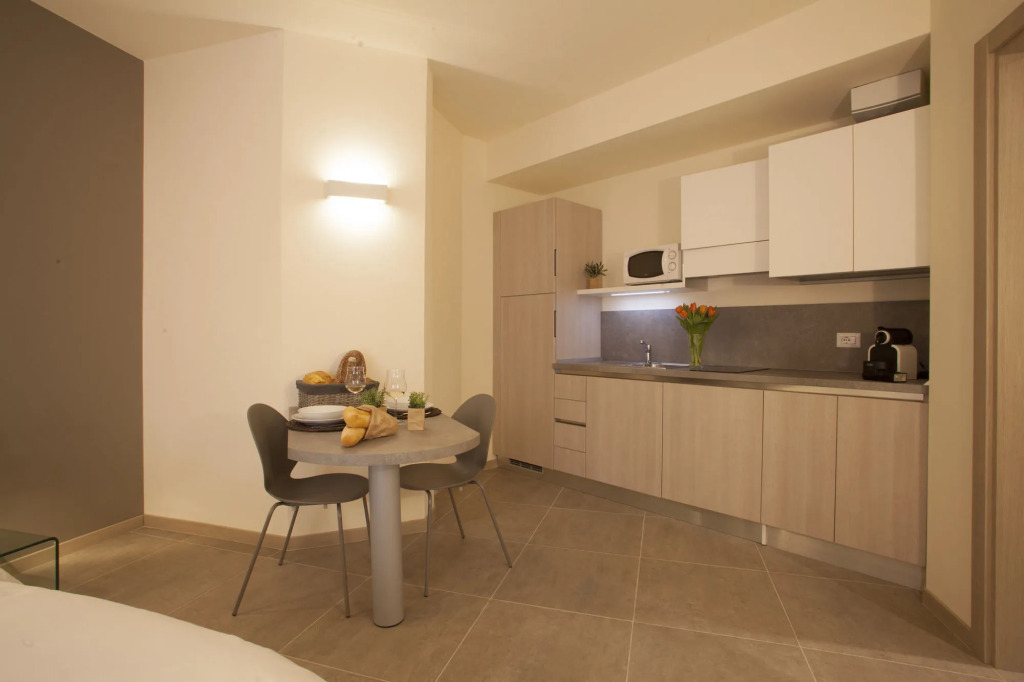 Erïk Langer Pedrocchi Suites