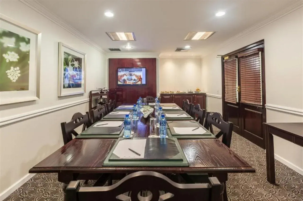 Courtyard Hotel Rosebank