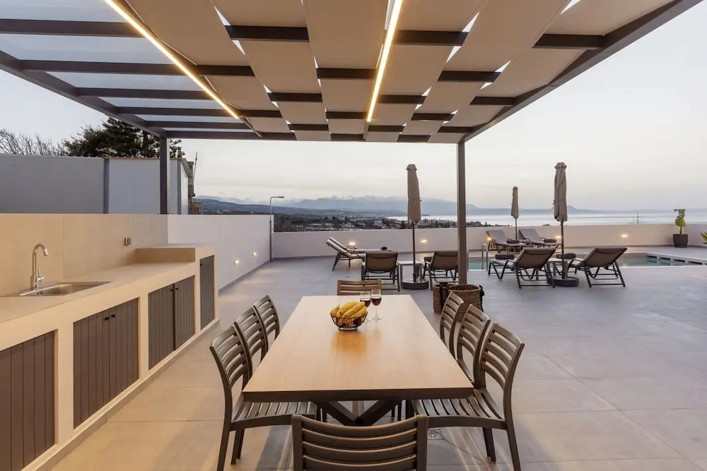 Villa Solaire - With 2 Private Pools & Sauna