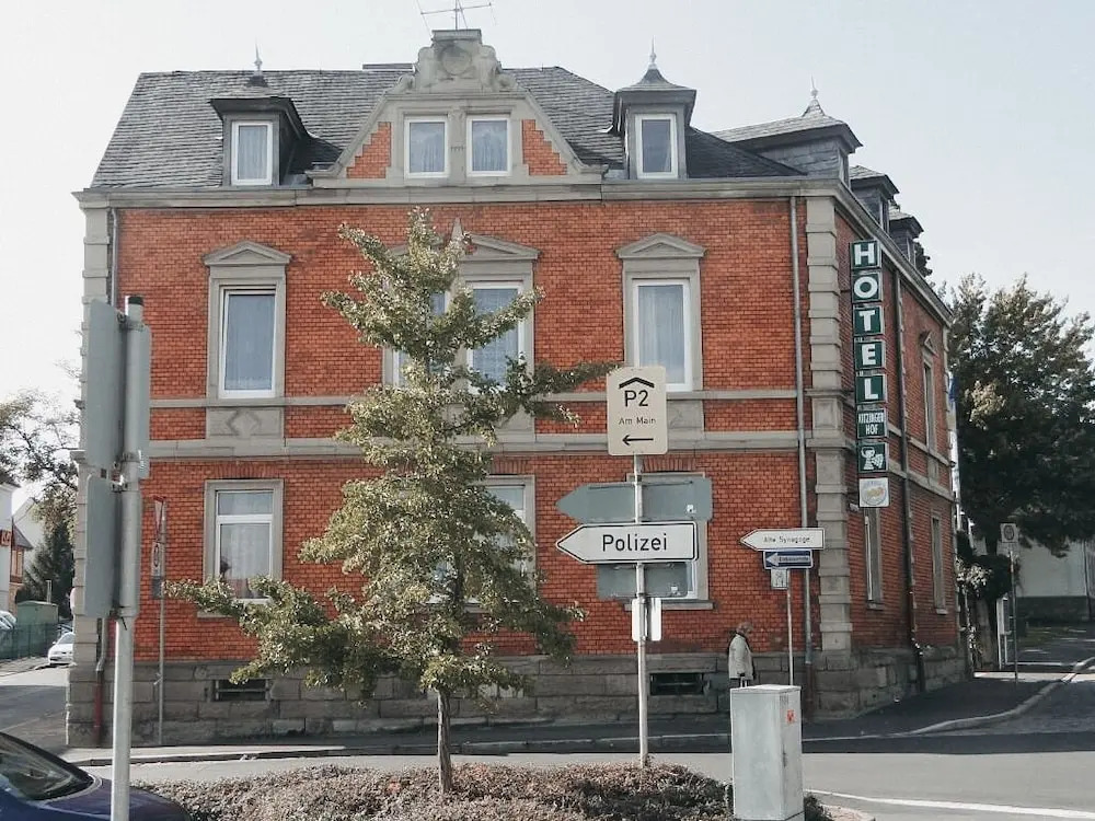 Hotel Kitzinger Hof an der B8