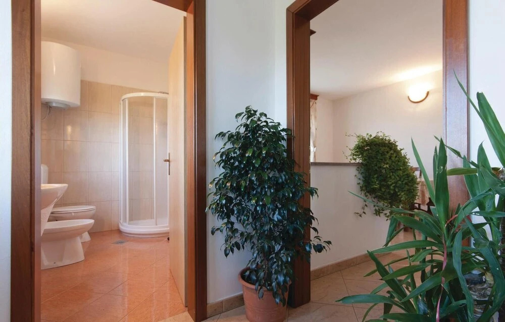 Nice Apartment in Barban With 2 Bedrooms