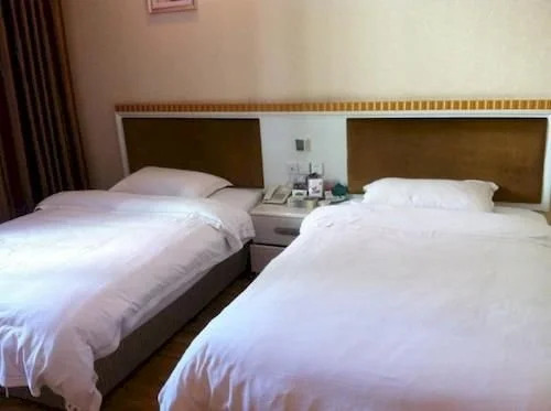 Feilong Hotel