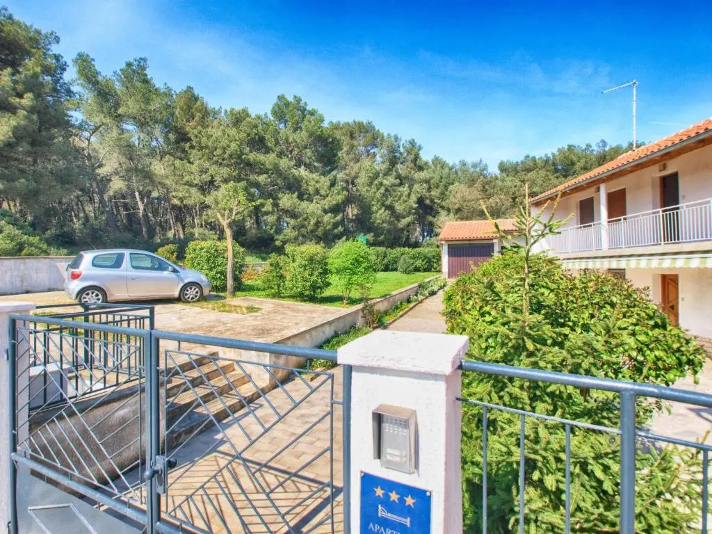 Apartment Alma 1600