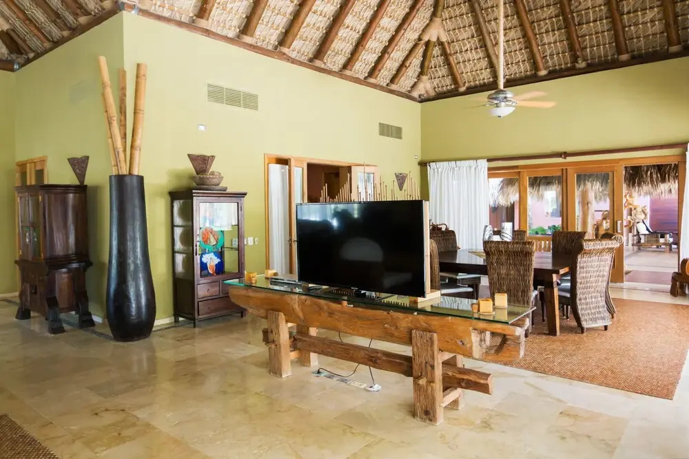 Large 5-BDR villa for rent in Cap Cana
