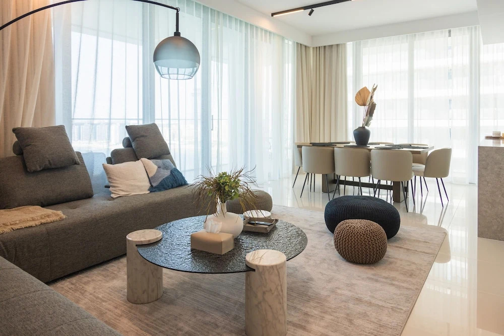 3BD Haven with Sweeping Water Views