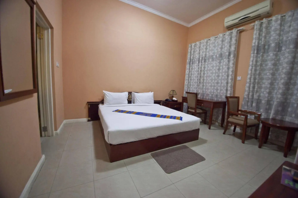 Okera Inn
