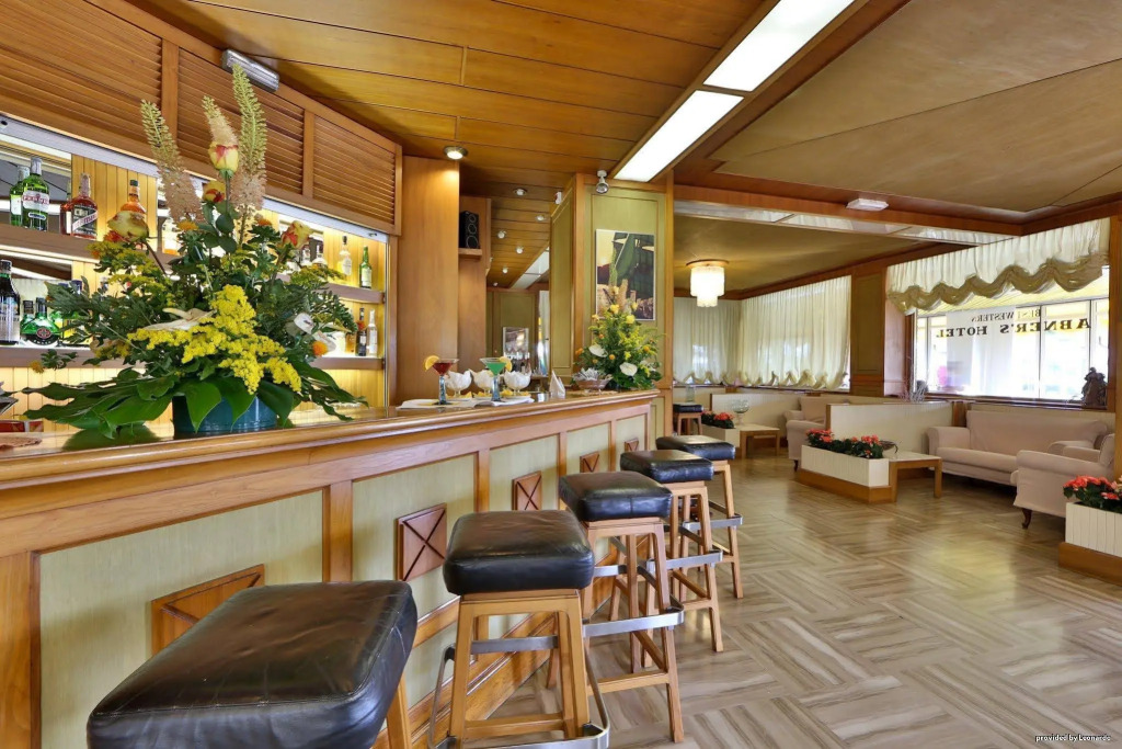 Hotel Abners