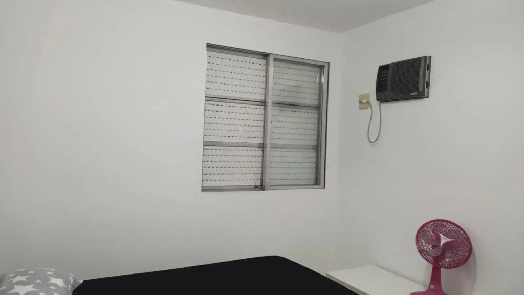 Em 5 minutos a pé tá na praia e no Shopping Praiamar, 2 quartos, 2 banheiros, portaria 24 horas, elevador, garagem, ar condicionado, wi-fi!