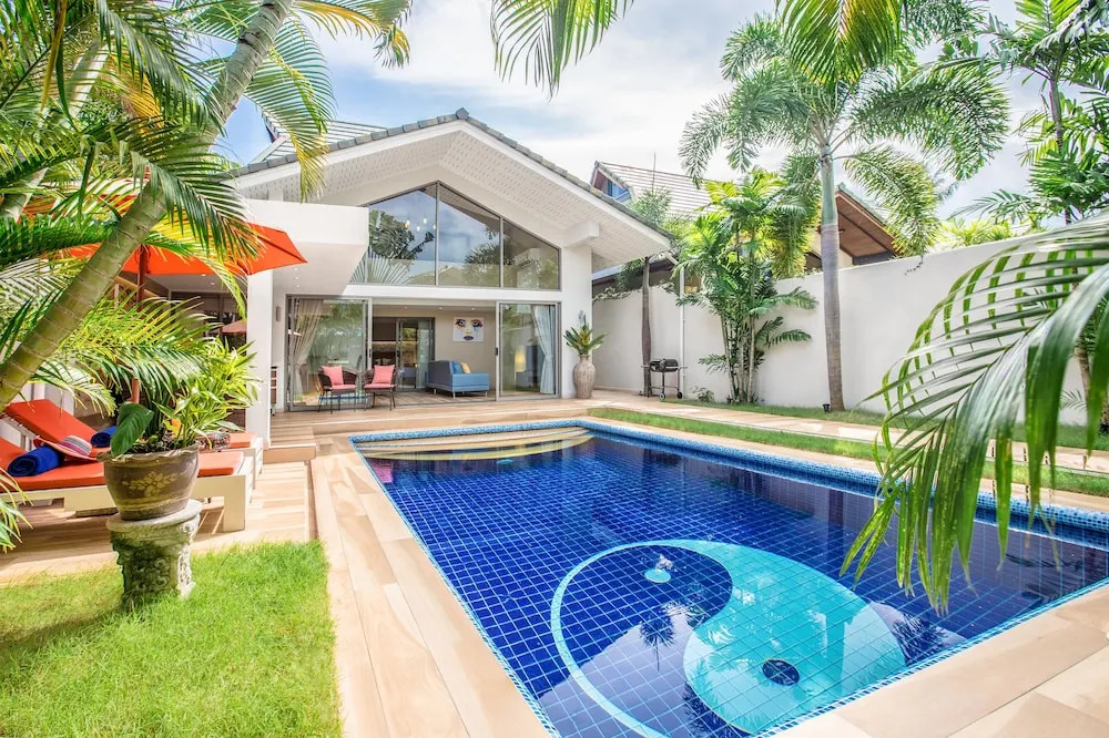 2 Bedrooms Villa Aperol