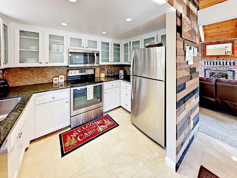 Updated 3br Montgomery S Retreat 3 Bedroom Home