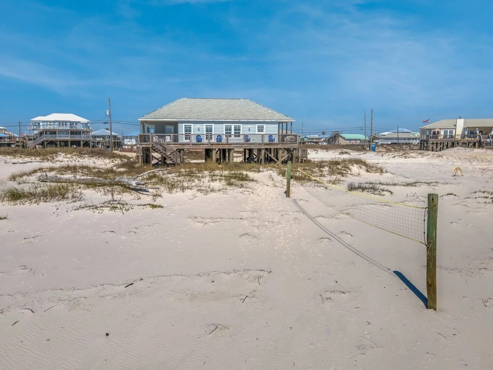 Island Sun - First Row Beach House! Fun And Games Galore - Including A Private Volleyball Pit! 3 Bedroom Home by RedAwning