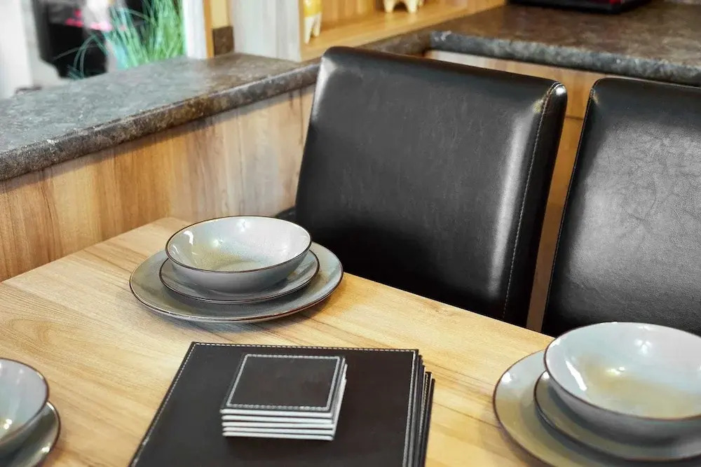 Host Stay Brooksbank Lodge