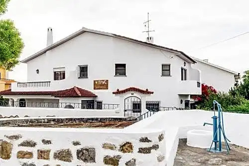 Surfhouse ThePortugalWave